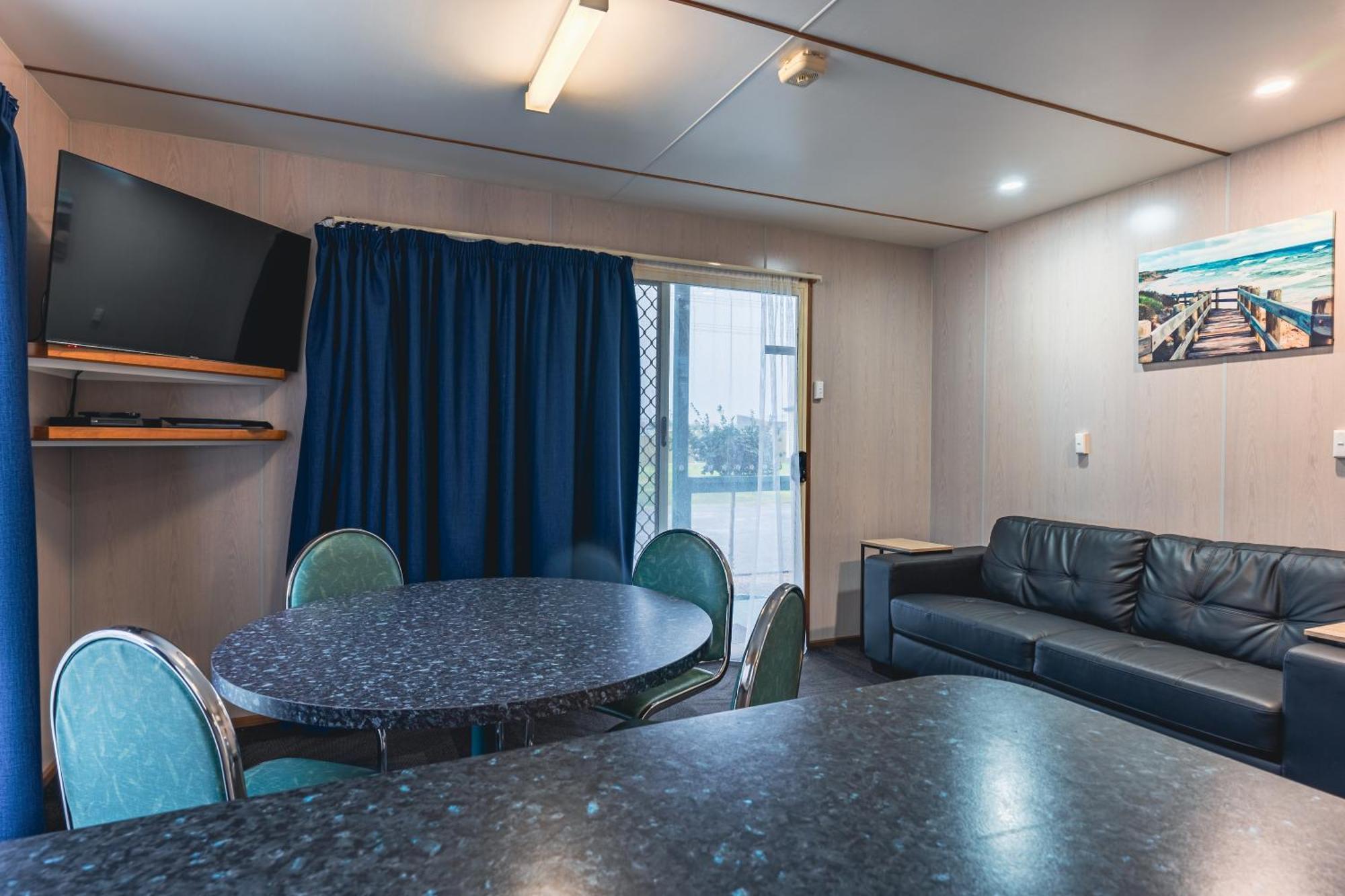 Big4 Tassie Getaway Park Ulverstone Ngoại thất bức ảnh